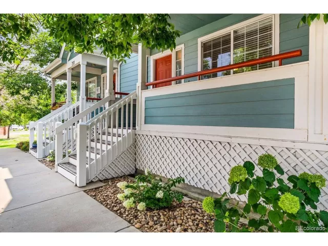 MLS: 6742757 Condo For Sale