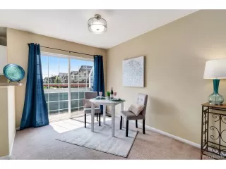 Photo #5: 6742757 Listing