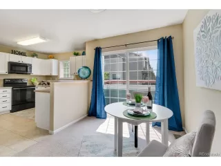 Photo #6: 6742757 Listing