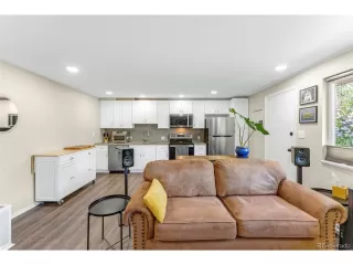 Photo #4: 6749797 Listing