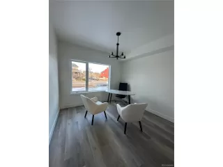 Photo #5: 6757214 Listing