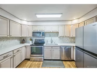 Photo #4: 6757519 Listing