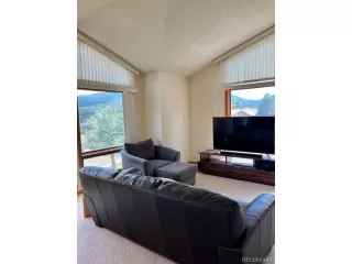 Photo #3: 6787065 Listing