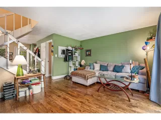 Photo #4: 6795299 Listing