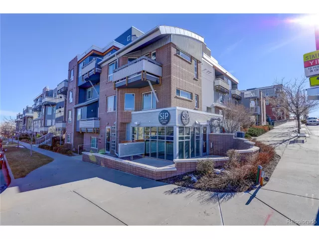 MLS: 6803362 Condo For Sale