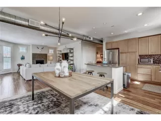 Photo #3: 6803362 Listing 