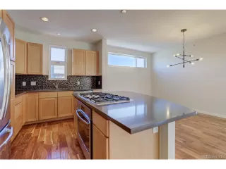 Photo #6: 6803362 Listing 