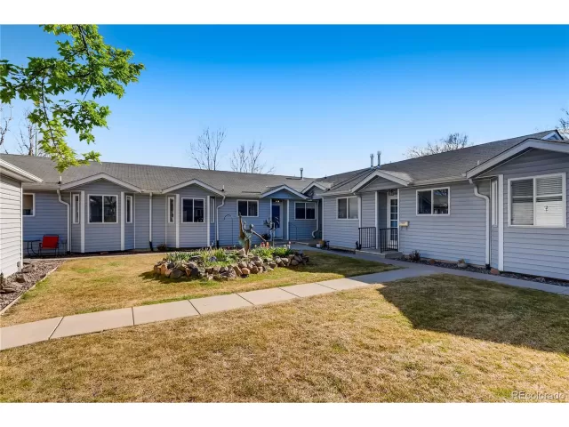 MLS: 6804982 Condo For Sale