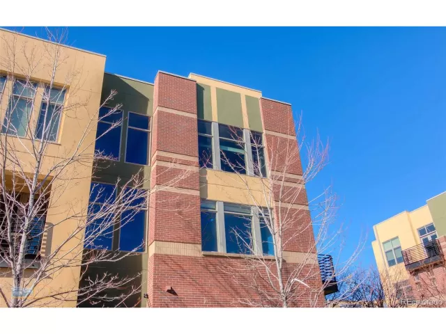 MLS: 6808455 Condo For Sale