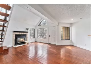 Photo #6: 6814110 Listing