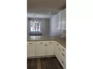 Photo #4: 6846419 Listing