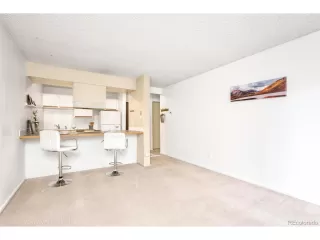 Photo #6: 6848268 Listing 