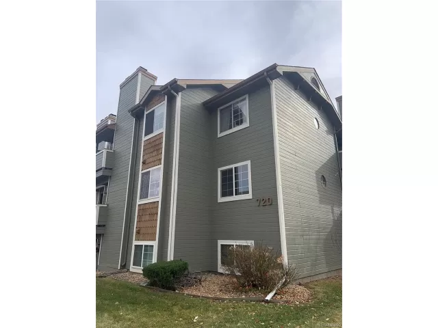 MLS: 6852396 Condo For Sale