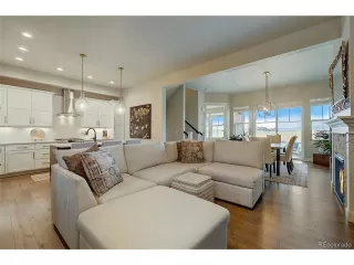 Photo #3: 6857673 Listing