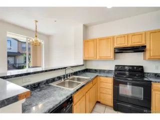 Photo #6: 6868214 Listing