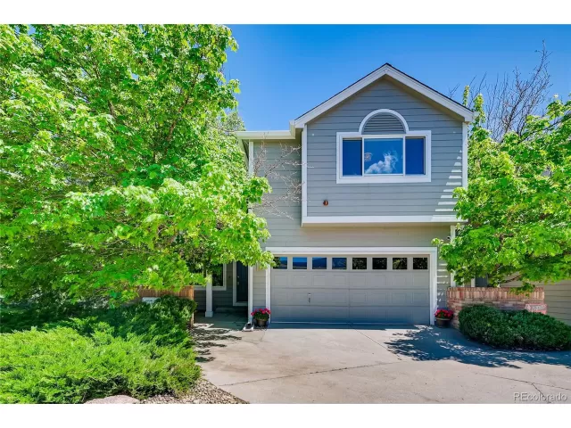 MLS: 6875670 Condo For Sale