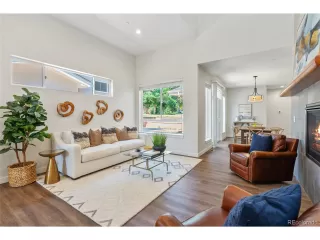 Photo #4: 6879317 Listing