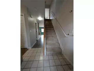 Photo #4: 6883653 Listing