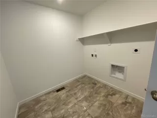 Photo #6: 6889929 Listing 