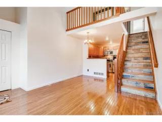 Photo #5: 6890101 Listing 