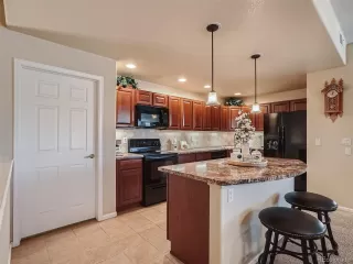 Photo #6: 6892344 Listing