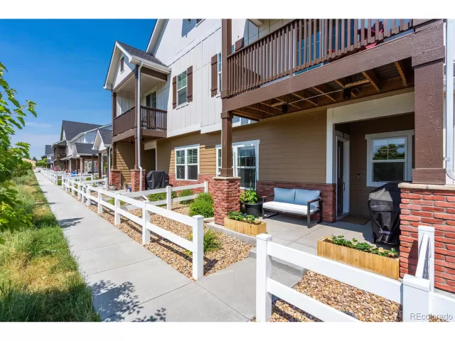 MLS: 6907219 Condo For Sale