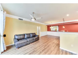 Photo #4: 6912991 Listing