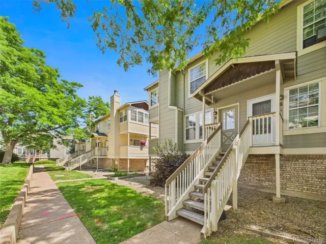 MLS: 6930030 Condo For Sale