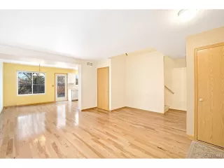 Photo #3: 6933384 Listing