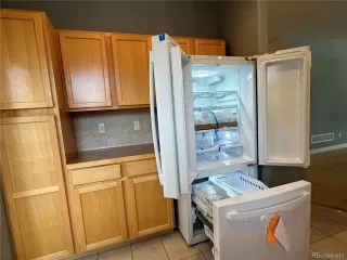 Photo #4: 6933713 Listing