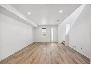 Photo #1: 6947971 Listing