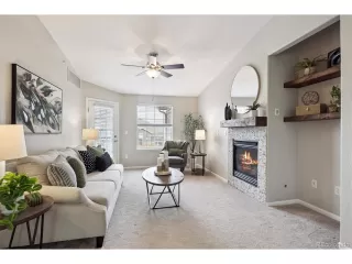 Photo #5: 6952897 Listing 