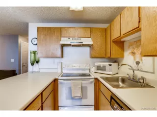 Photo #3: 6963568 Listing