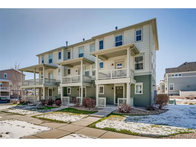 MLS: 6965112 Condo For Sale