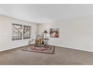 Photo #4: 6967756 Listing