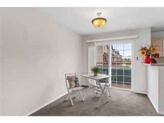 Photo #6: 6967756 Listing