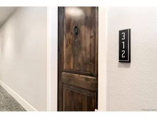 Photo #5: 6974314 Listing