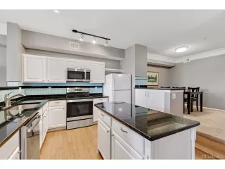 Photo #4: 6978798 Listing