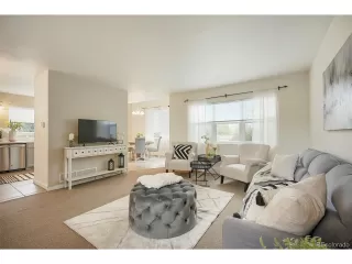 Photo #6: 6980945 Listing