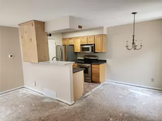 Photo #4: 6990673 Listing