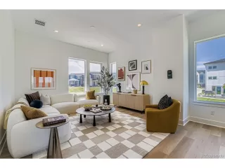 Photo #4: 6996229 Listing