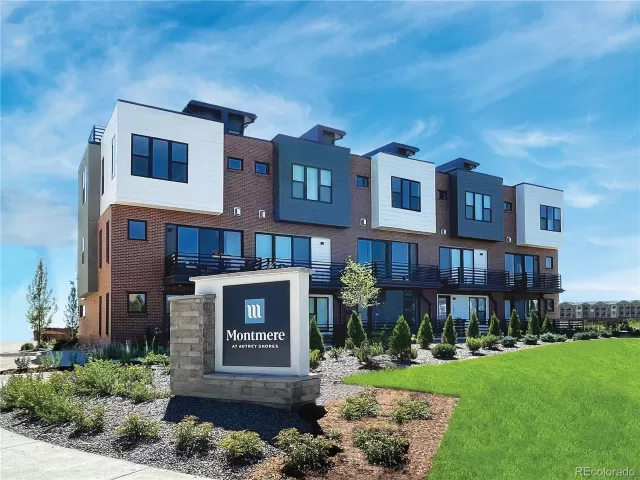 MLS: 7016316 Condo For Sale
