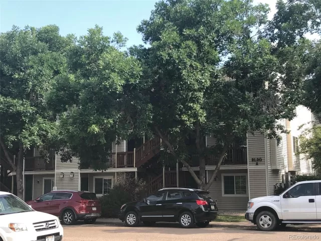 MLS: 7026104 Condo For Sale