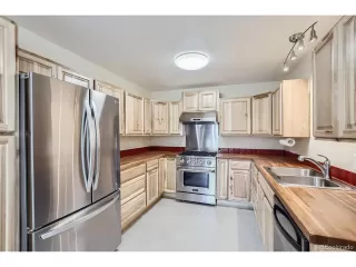 Photo #5: 7047680 Listing 