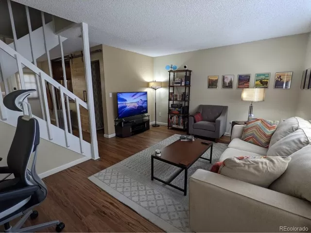 MLS: 7052361 Condo For Sale