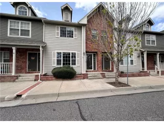 More Details about MLS # 7053772 : 438 N PARKSIDE DR C LONGMONT CO 80501