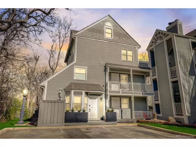 MLS: 7058418 Condo For Sale