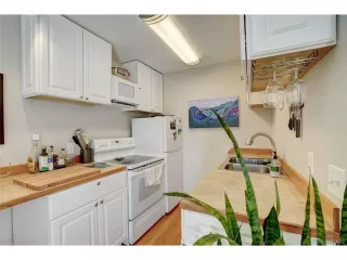 Photo #4: 7058418 Listing 