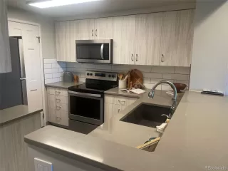 Photo #2: 7086657 Listing