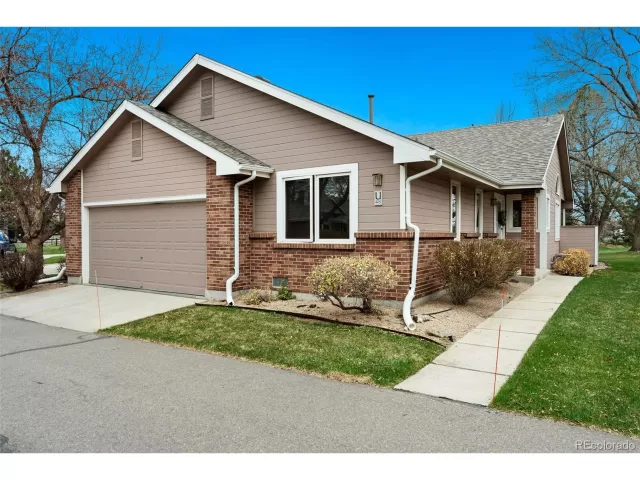 MLS: 7094618 Condo For Sale